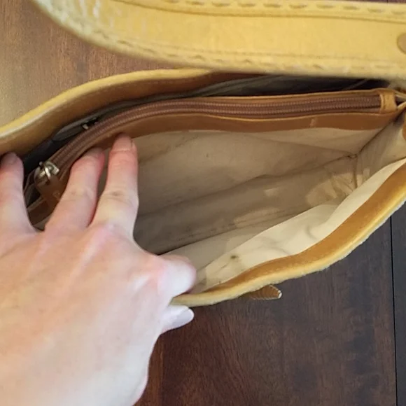 Cole Haan Handbag - Picture 6 of 7